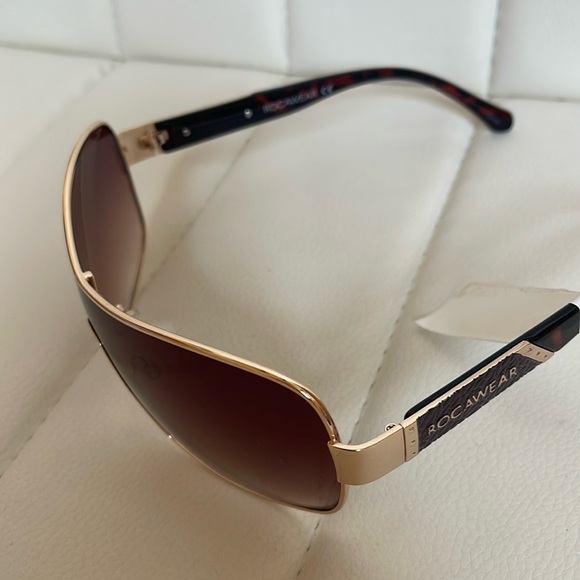 EUC (3) Womens Sunglasses - Picture 15 of 16